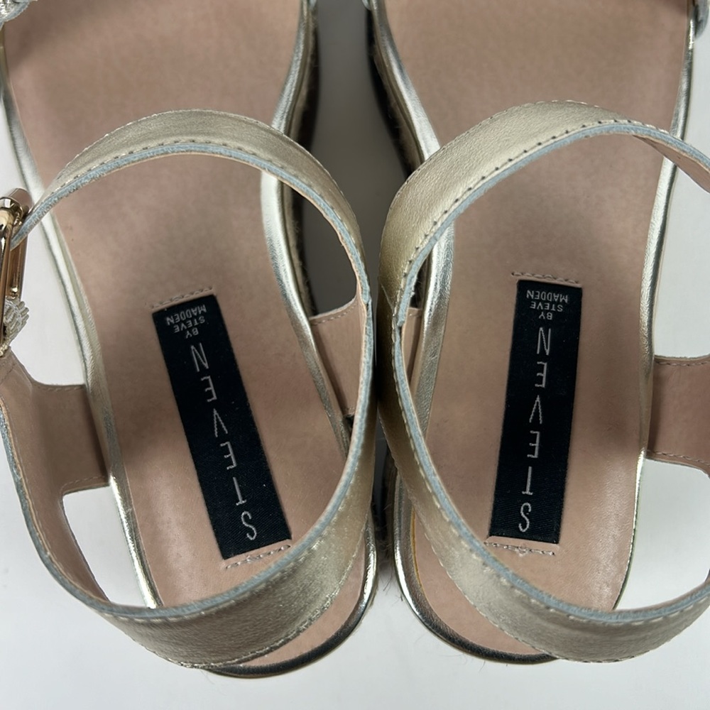 Like New Steven by Steve Madden Sabble Flatform Sandal - Picture 8 of 9